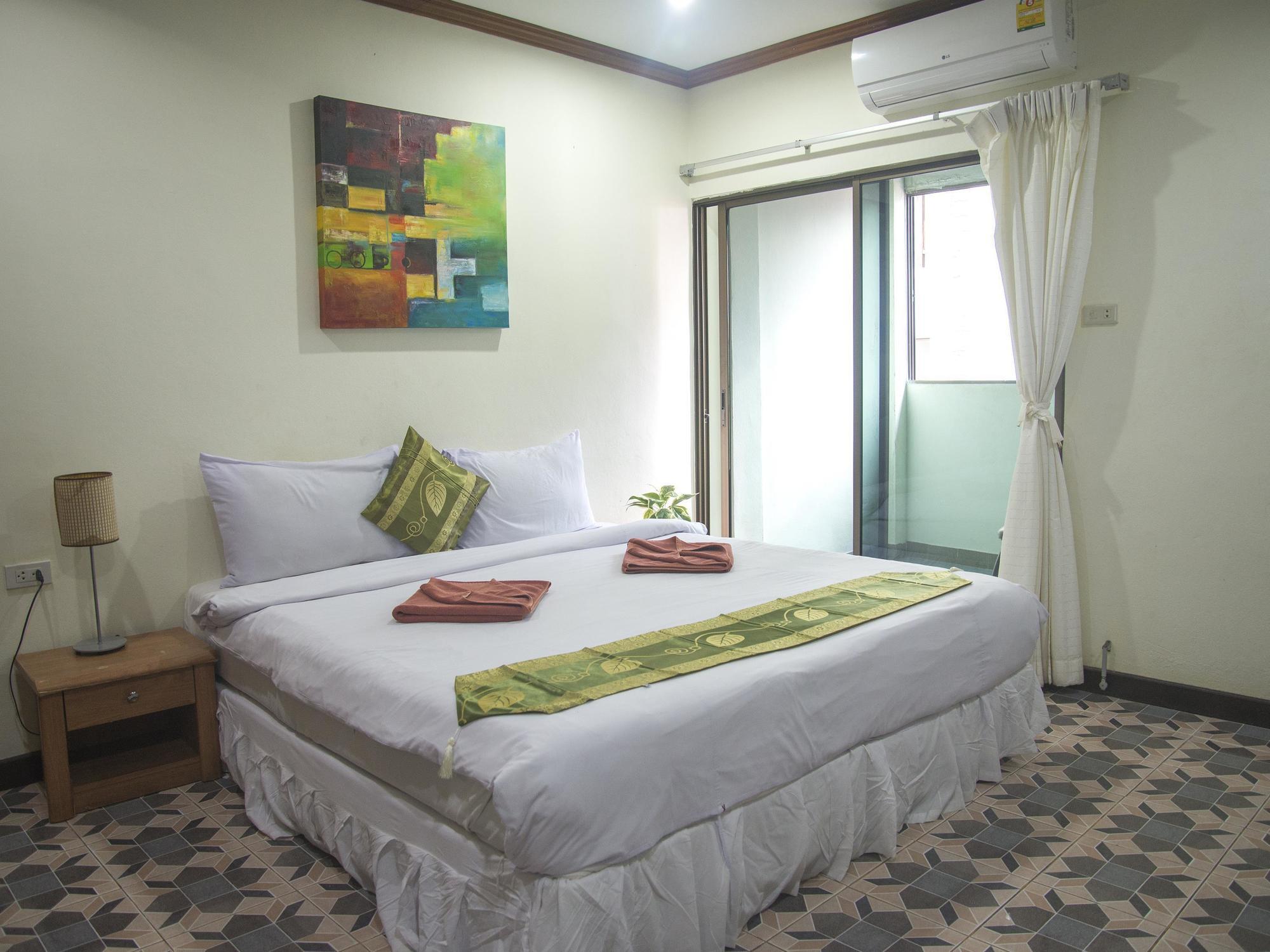 Hostel Bodega Phuket Patong (Adults Only) Exterior foto