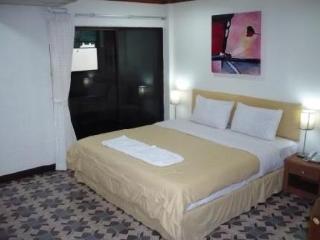 Hostel Bodega Phuket Patong (Adults Only) Exterior foto